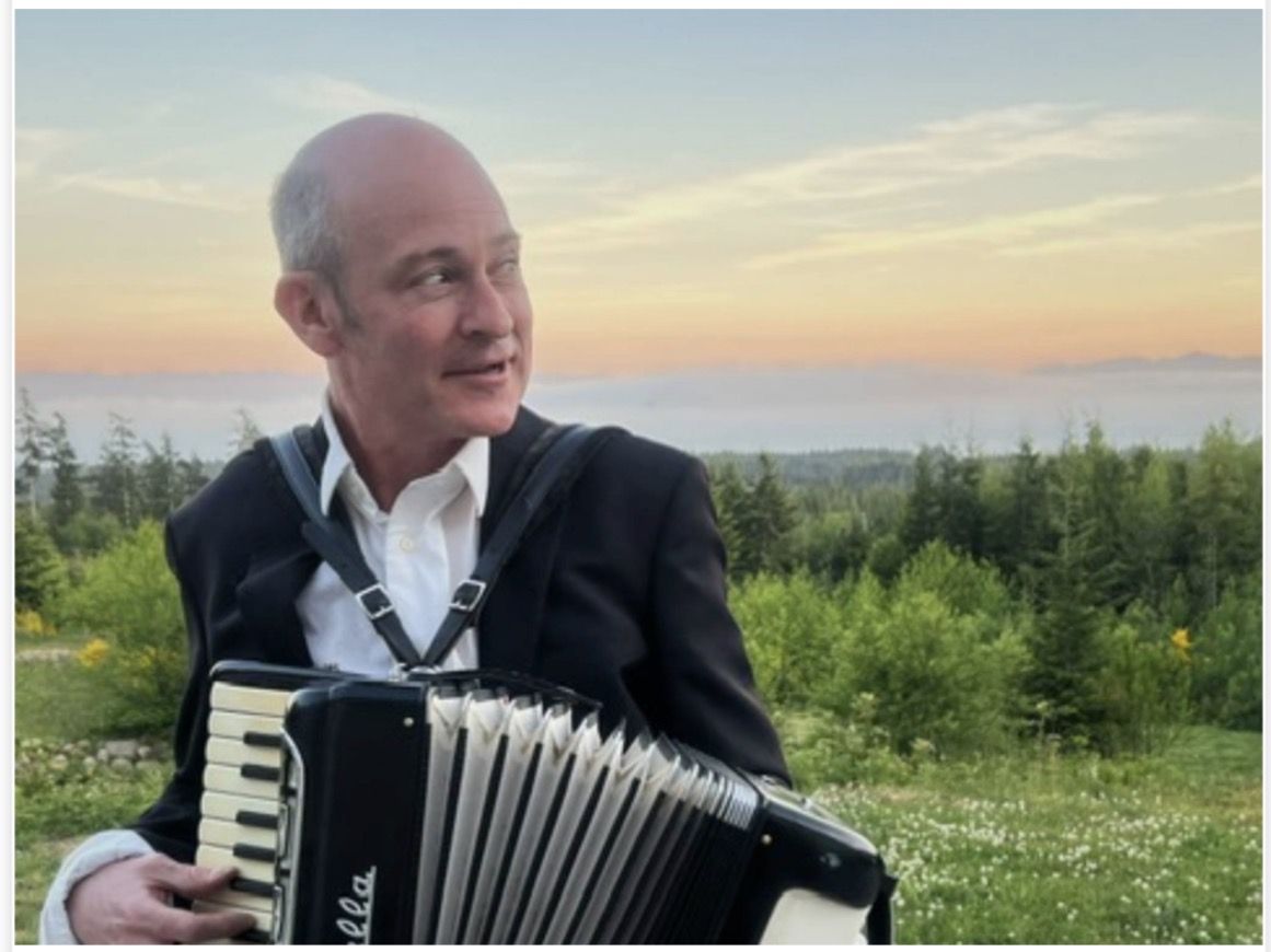 Geoff Berner (photo: Genevieve Buechner)