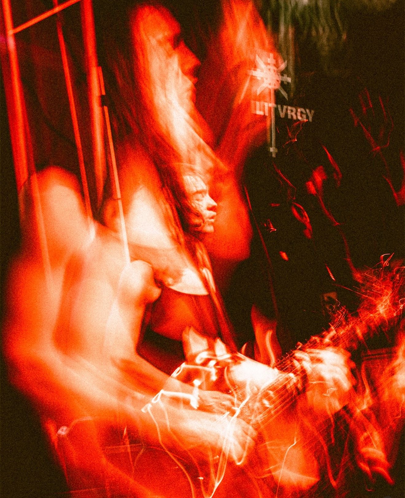 Liturgy (photo: Hector Llaullipoma)